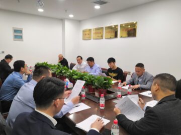 河南省建筑業協會建筑修繕分會第一次理事會在朝欽節能鄭州營銷中心舉行